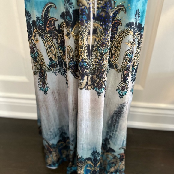 Gorgeous Vacation Maxi Dress - Picture 6 of 7